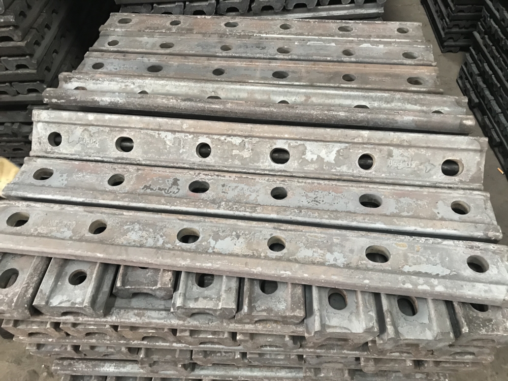 steel rail and fish plate assembly